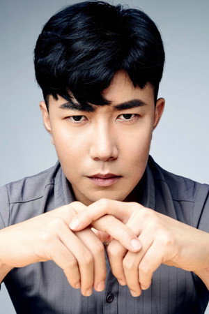 Haojunlong Liu