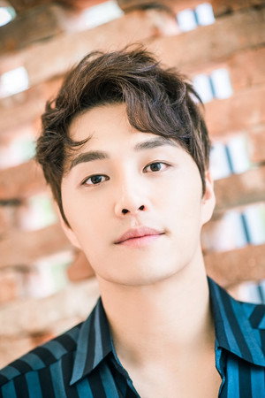 Min Woo Hyuk